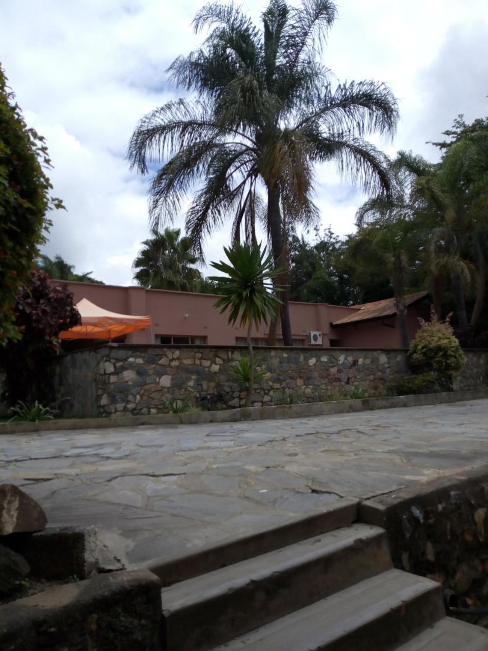 Zenith Lodge Lusaka Exterior photo